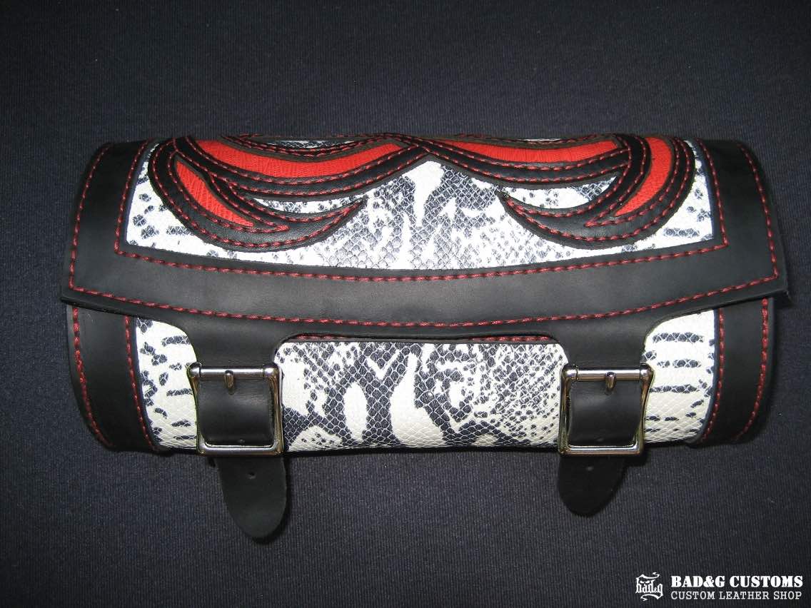 Harley-Davidson Softail Tribal Seat with Matching Backrest and Tool Bag