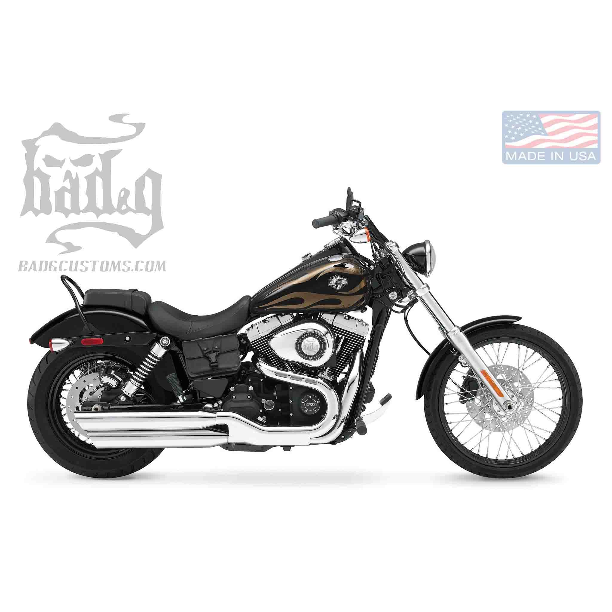 Upgrade your Harley-Davidson® Dyna with the DBB04 Dyna Bolt On Battery Bag. Hand crafted in USA with premium leather and top quality hardware. Durable and stylish, it's the perfect fit for your motorcycle.